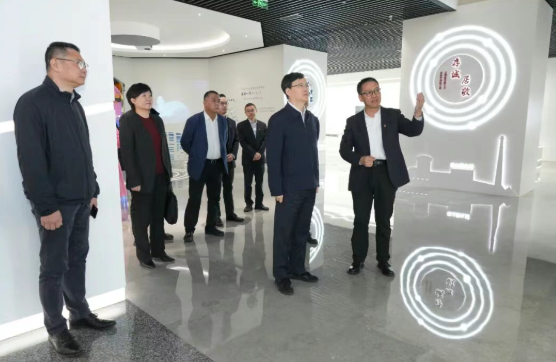內蒙古自治區黨委常委、包頭市委書記陳之常調研上海核工院