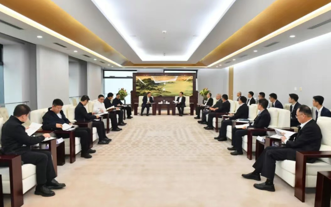 中國一重全華強率隊拜訪中廣核集團